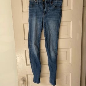 10” High-Rise Skinny Jeans